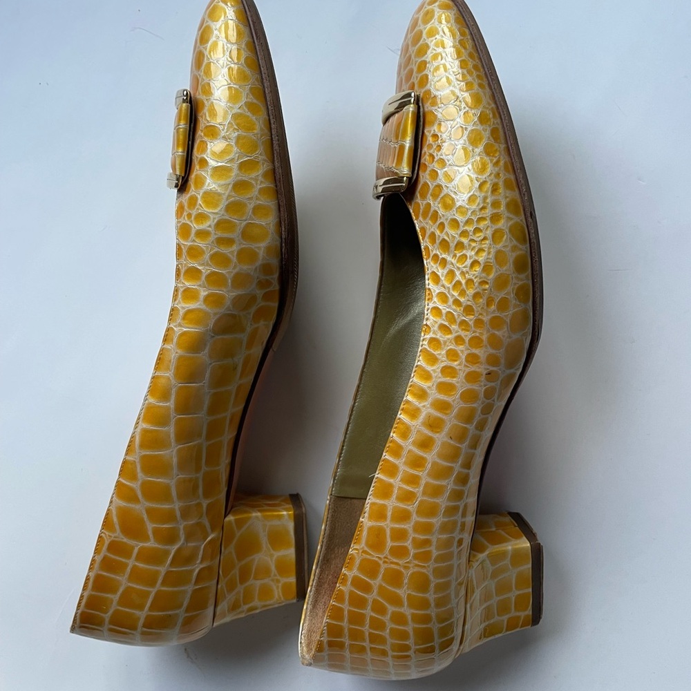 Bruno Magli Yellow Croc-Embossed shoes heels leather vintage